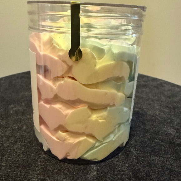 Coconut Vanilla Body Butter - Multicolor - Picture 2 of 5